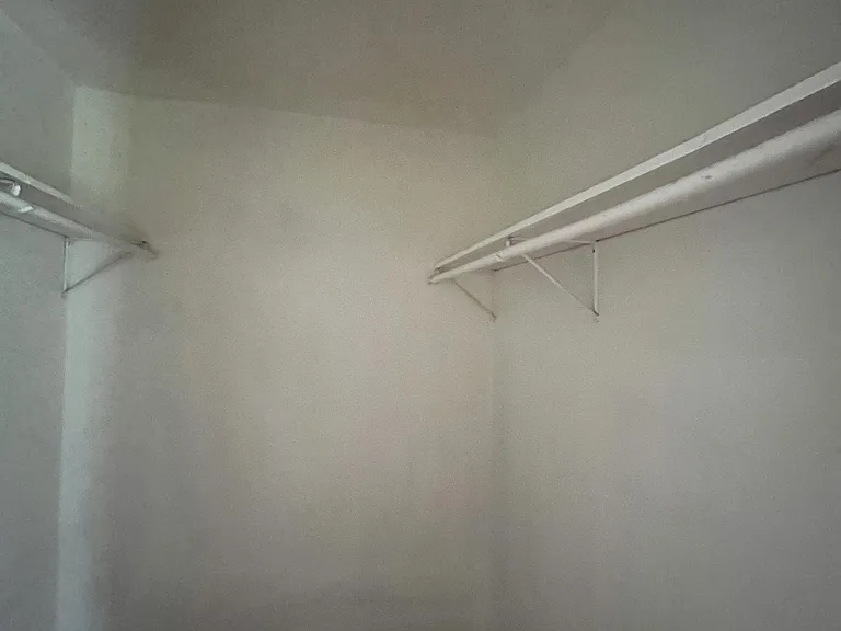 406 W Ripley Ave — Photo 7
