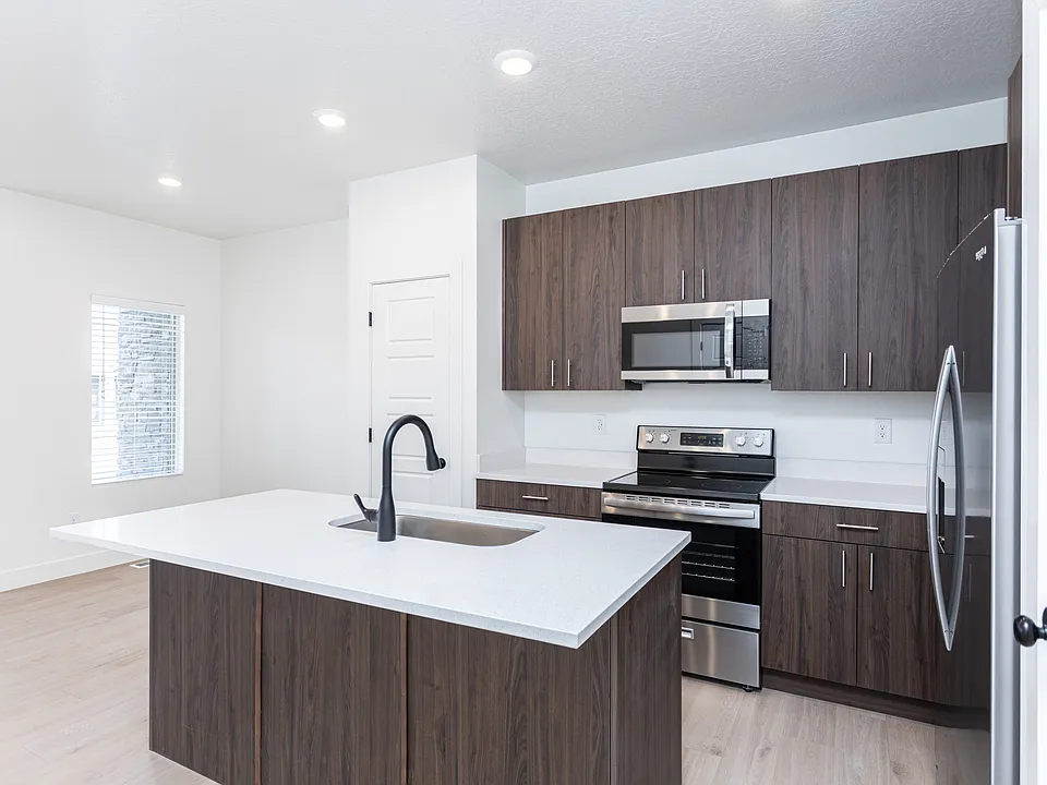 Slatewood Townhomes