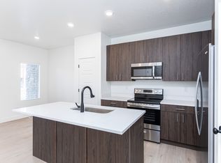 Slatewood Townhomes, Tooele, UT 84074