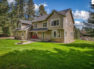 405 Brisboys Rd, Sagle, ID 83860