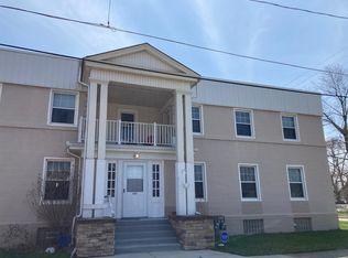 600 Joughin St APT 1, Fairport Harbor, OH 44077