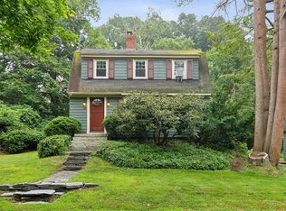 50 Forest Rd, Cape Elizabeth, ME 04107