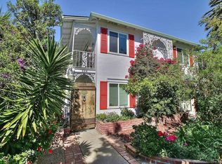 884 Park Dr, Mountain View, CA 94040