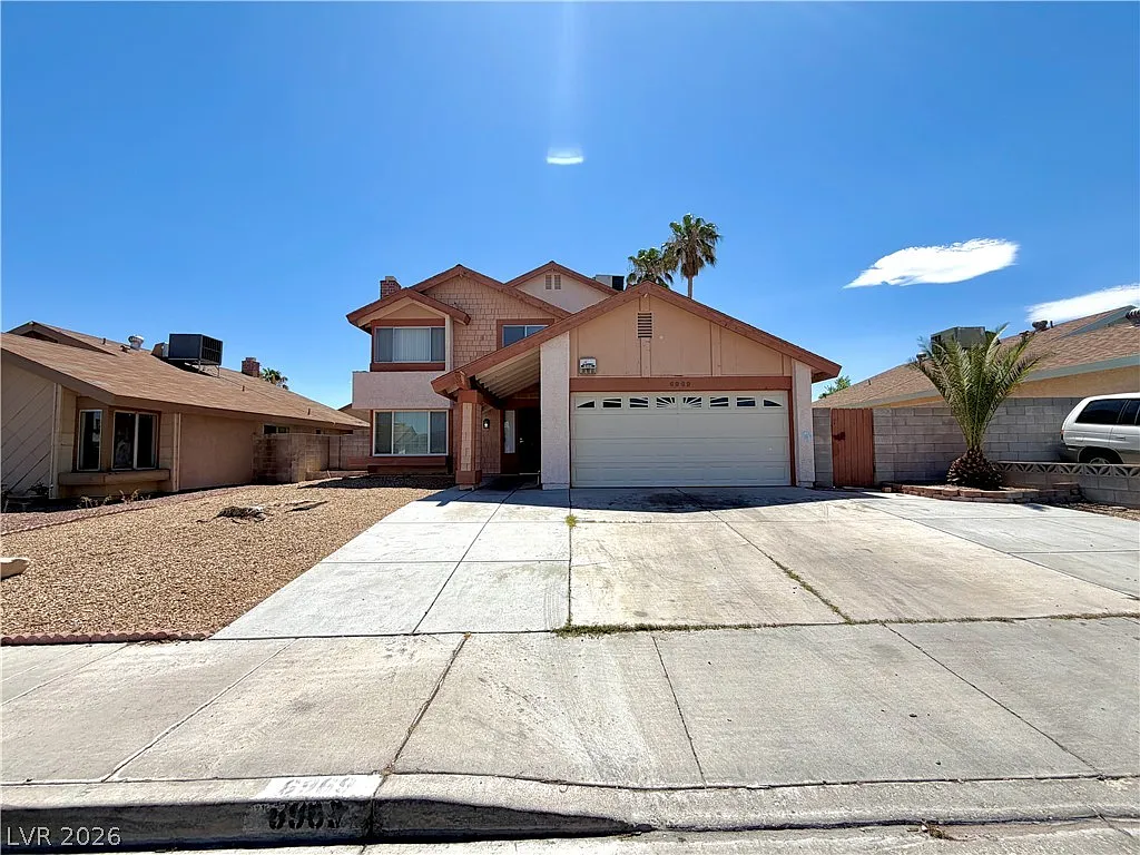 4 bed, 2.5 bath, 1638 sqft, $1,950 — Photo 2
