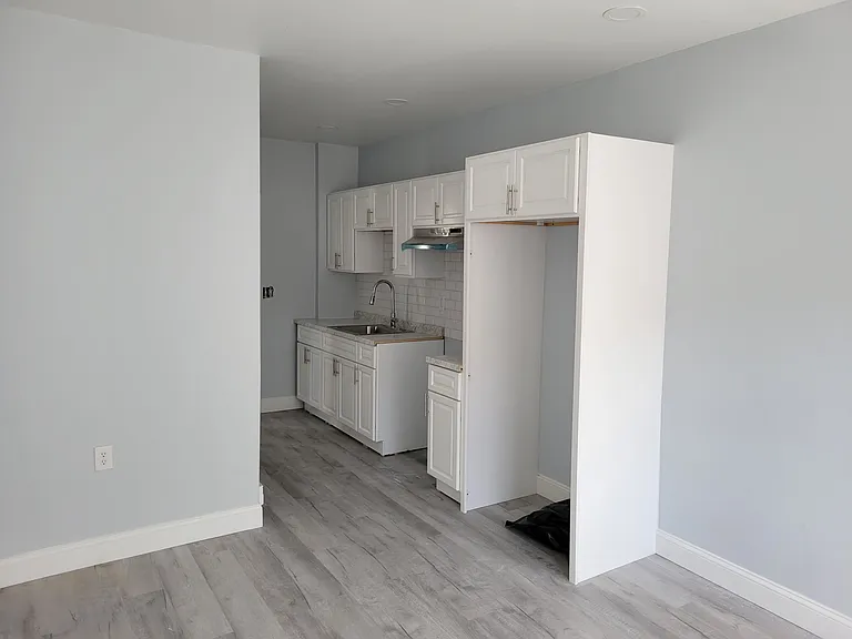 1401 Cotton St #1 — Photo 4