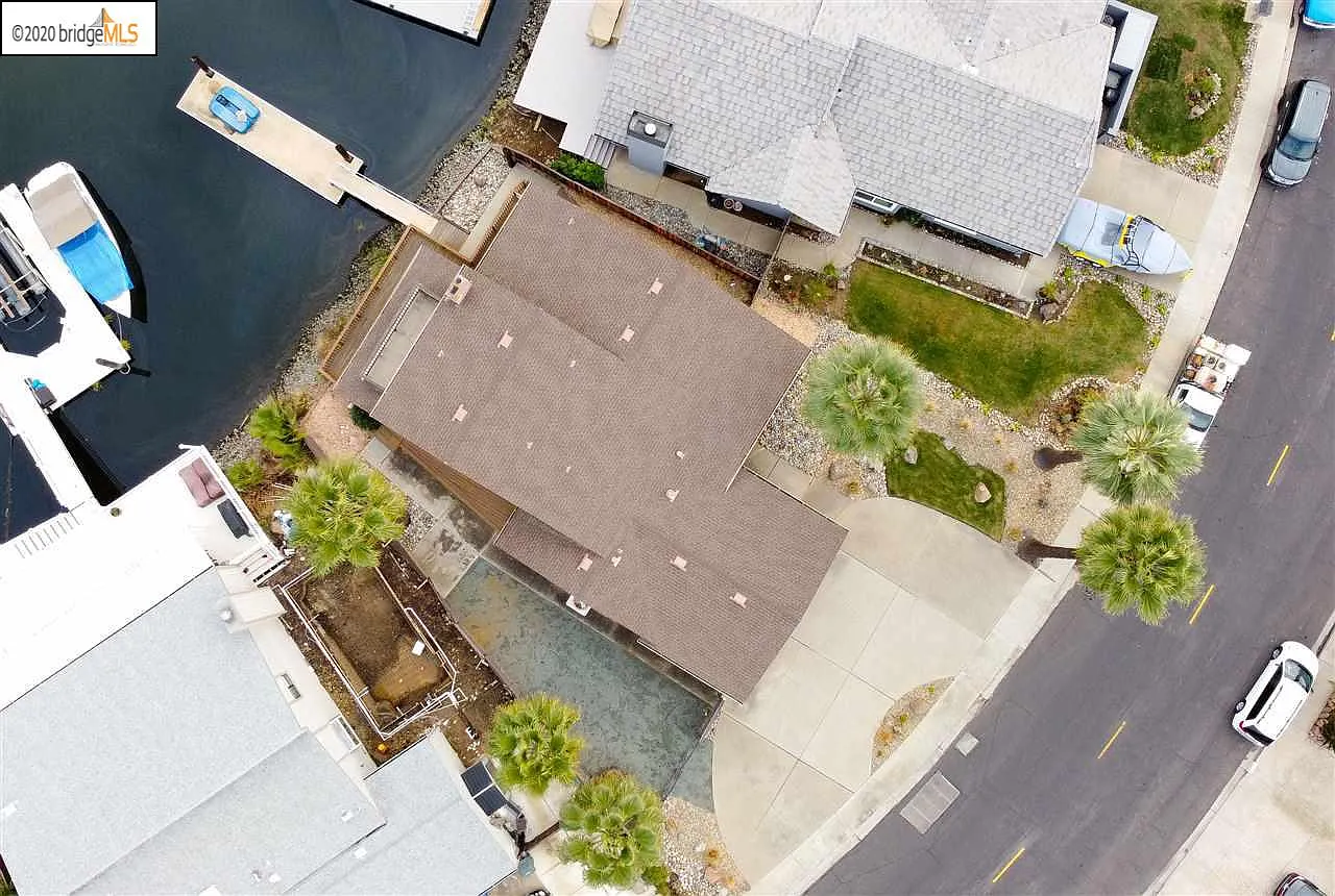 4863 Cabrillo Point photo 1