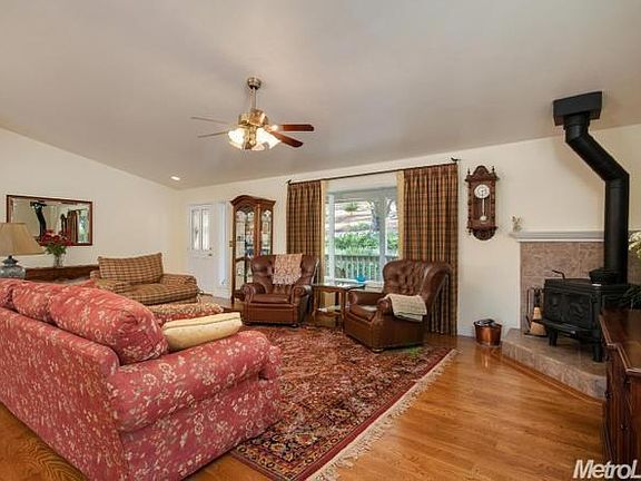 5th image of 6421 Garden Park Dr