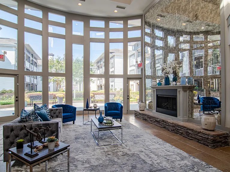 45Eighty Dunwoody — Photo 7
