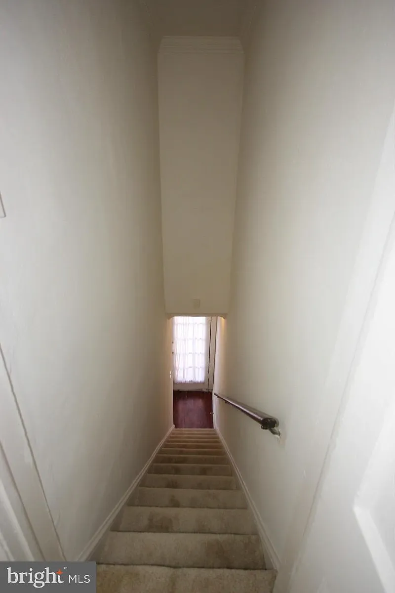 Building Photo - 1006 Oronoco St #UPPER LEVEL