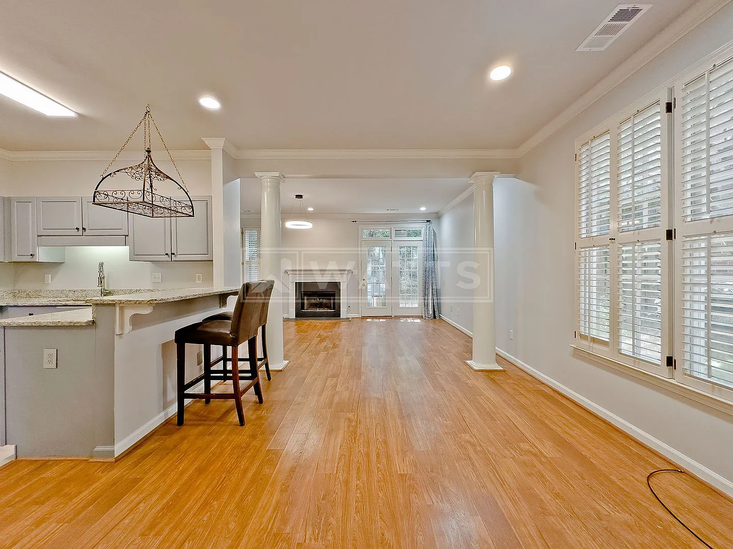 Two Bedrooms, Two Private Baths Plus Bonus Room and Study Off Hwy 280 — Photo 4