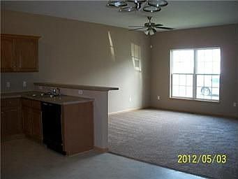 2nd image of 10349 Parkview Ave