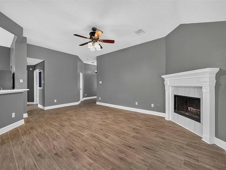3519 Crescent Dr — Photo 7