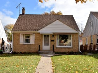 2908 N 85th St, Milwaukee, WI 53222
