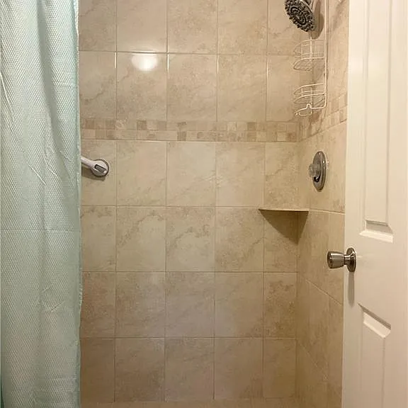 3062 Sandpiper Bay Cir #K102 — Photo 16