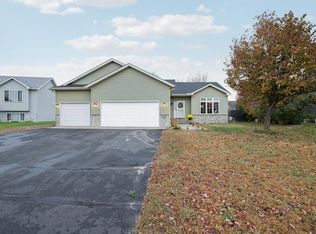 799 Harrison Dr, Big Lake, MN 55309