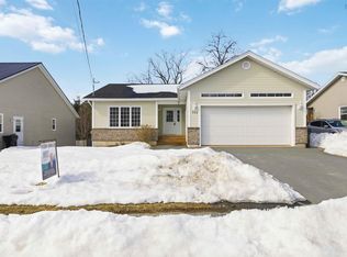 331 Hollingsworth Dr, Bridgewater, NS B4V 0A3