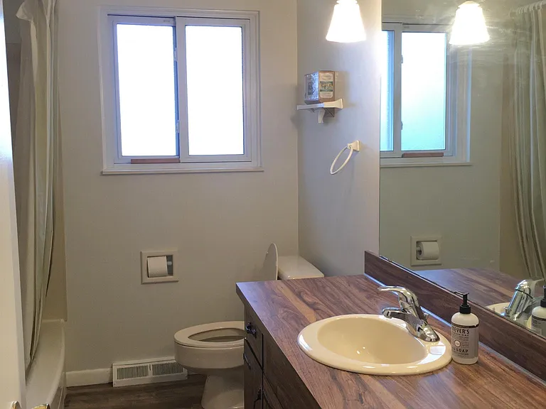 5260 Daniels Dr — Photo 22