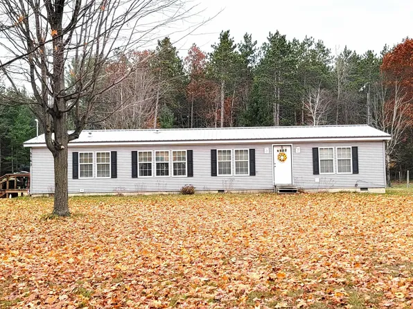 5763 E Moorestown Rd, Lake City, MI 49651
