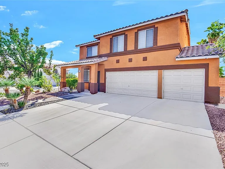 9677 Casper Peak Ct — Photo 3