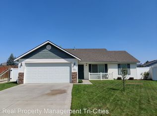 8605 Zephyr Ct, Pasco, WA 99301