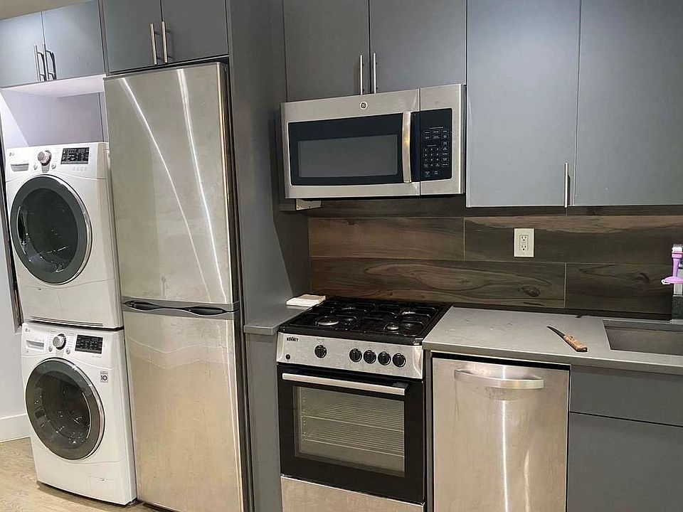 1st image of 417 E 114th St #41