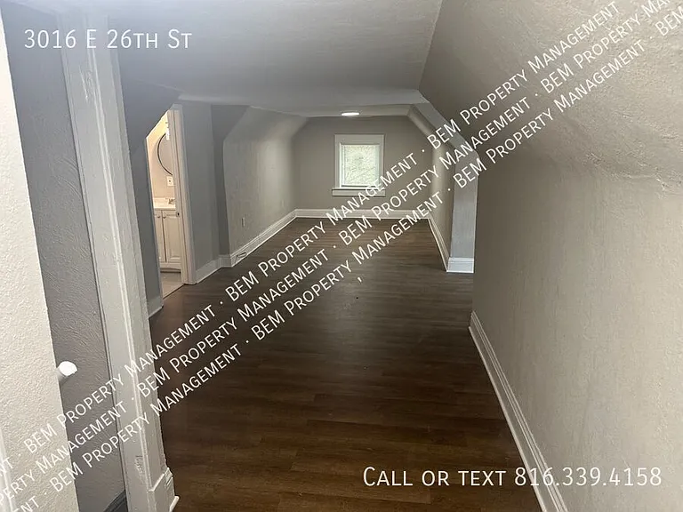 3016 E 26th St — Photo 14