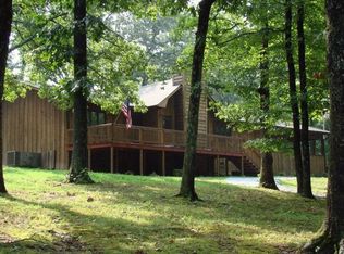 565 Hidden Acres Rd, Paris, TN 38242