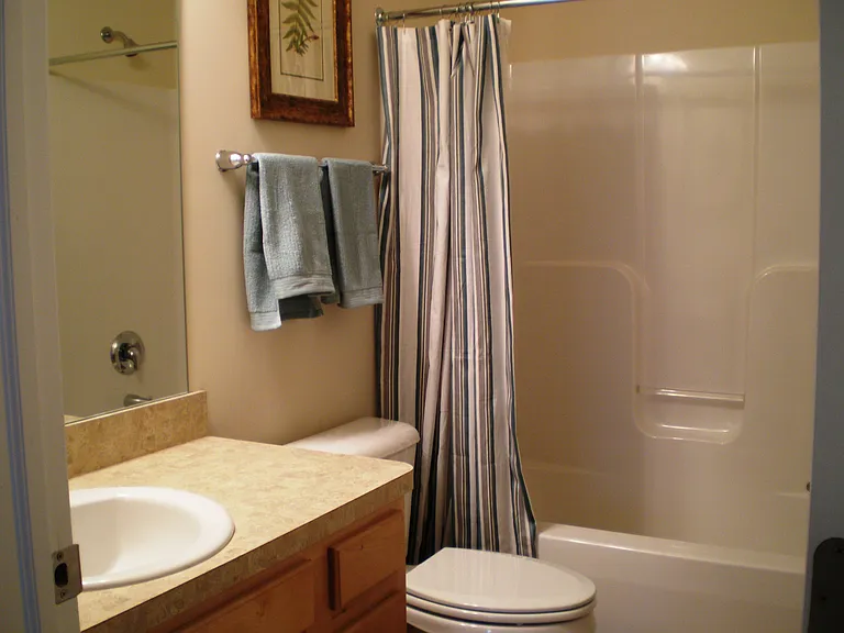Aquamarine Apartments — Photo 145