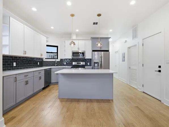 32 Charles Street image 2 of 20