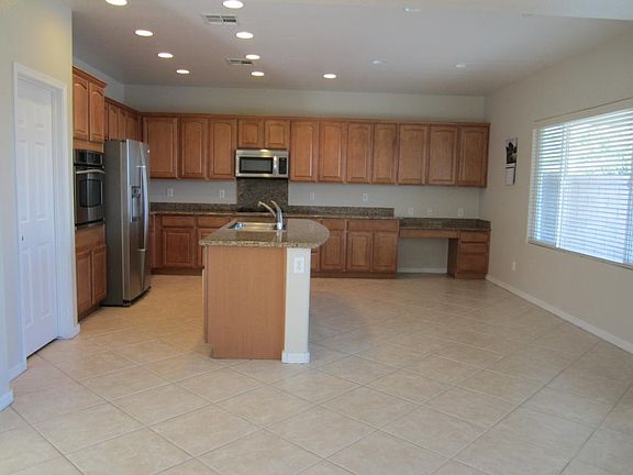 4th image of 7213 Bocaire Dr