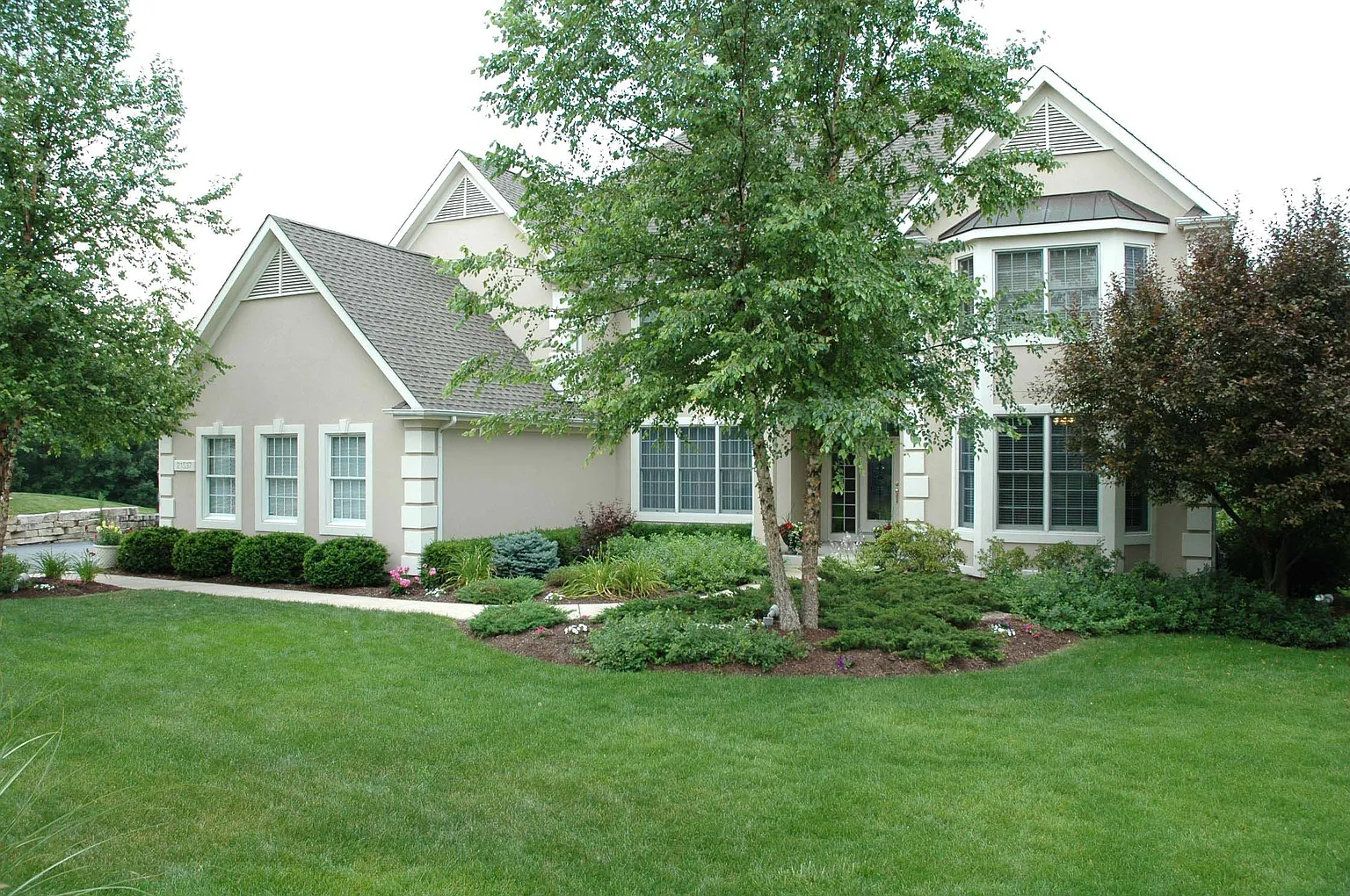 21537 W Hummingbird Ct photo 1