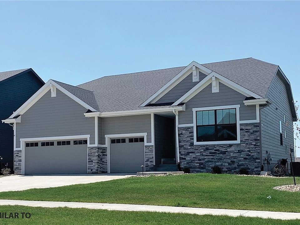 1st image of 2855 SE Moraine Ct