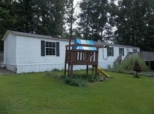 61 Saddleshop Rd, Oak Hill, WV 25901