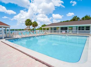 3610 42nd St S #53J, Saint Petersburg, FL 33711