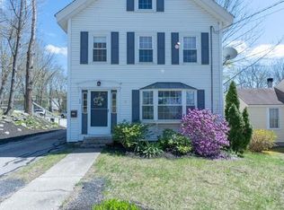39-41 W Main St, Merrimac, MA 01860