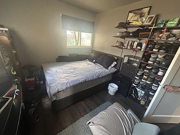 3rd image of 708 Hill Ave