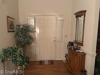 2nd image of 7 Haig Ct