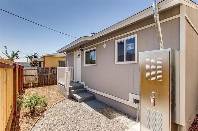 1st image of 4216 Estrella Ave