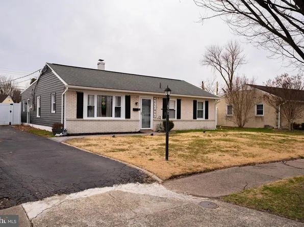 1306 Spencer Dr, Croydon, PA 19021