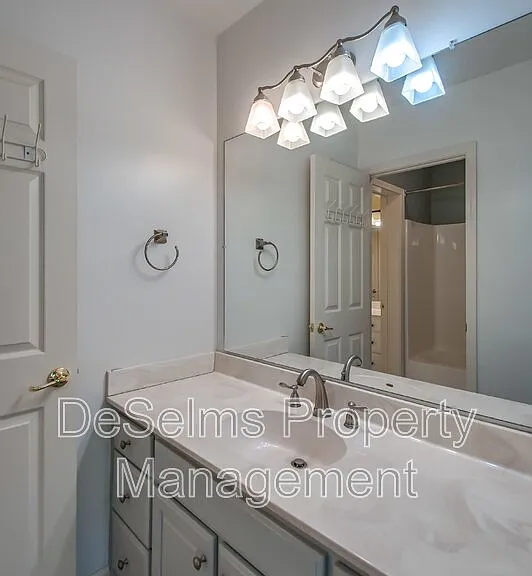 1625 Brentwood Pointe — Photo 1