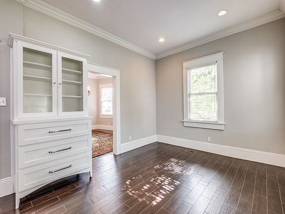 5th image of 5803 Richmond Ave