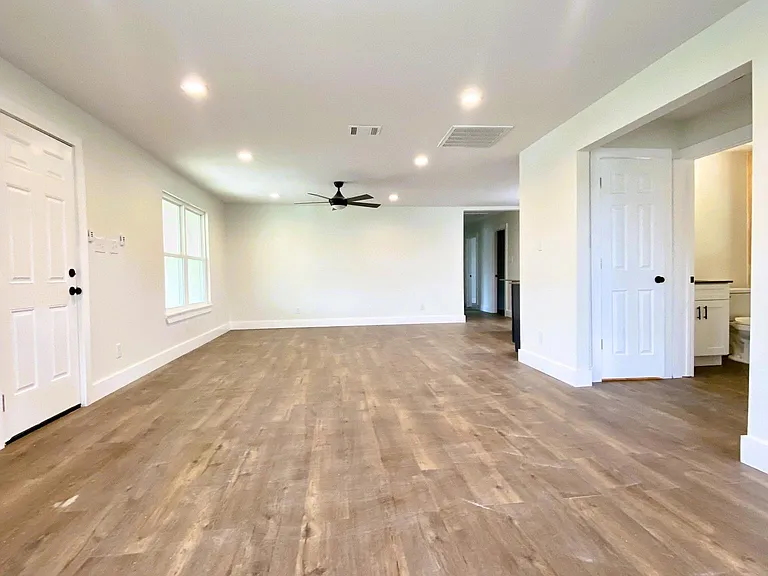 10888 State Park Rd — Photo 9
