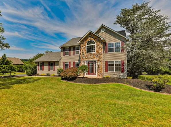 1639 Ashley Ct, Kutztown, PA 19530