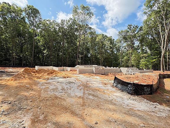 2nd image of 7424 Blantons Grove Way