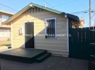 2244 Atlantic Ave, Long Beach, CA 90806