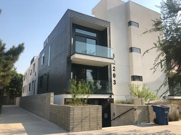 12203 Moorpark St Studio City CA 91604