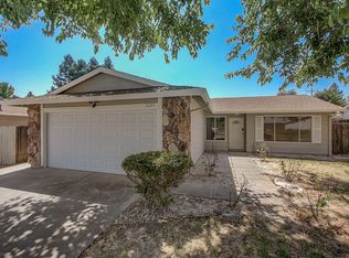 7125 Reyn Oaks Way, Sacramento, CA 95842