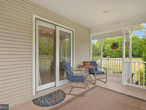 5th image of 23150 Lake Dr