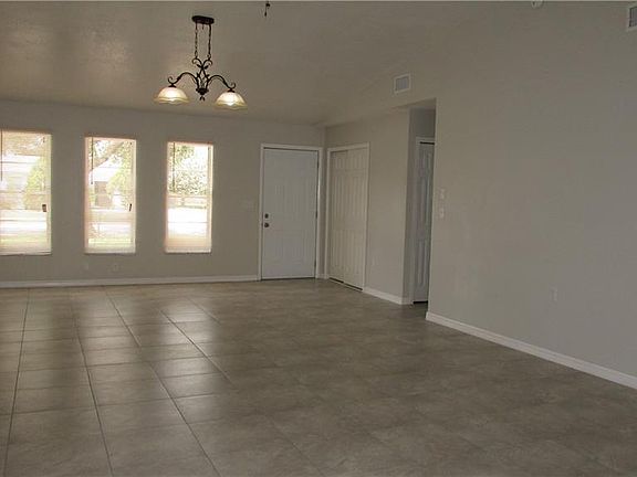 4th image of 446 Cart Ct