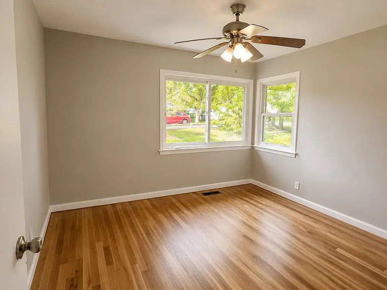 1116 Parkway Dr — Photo 8